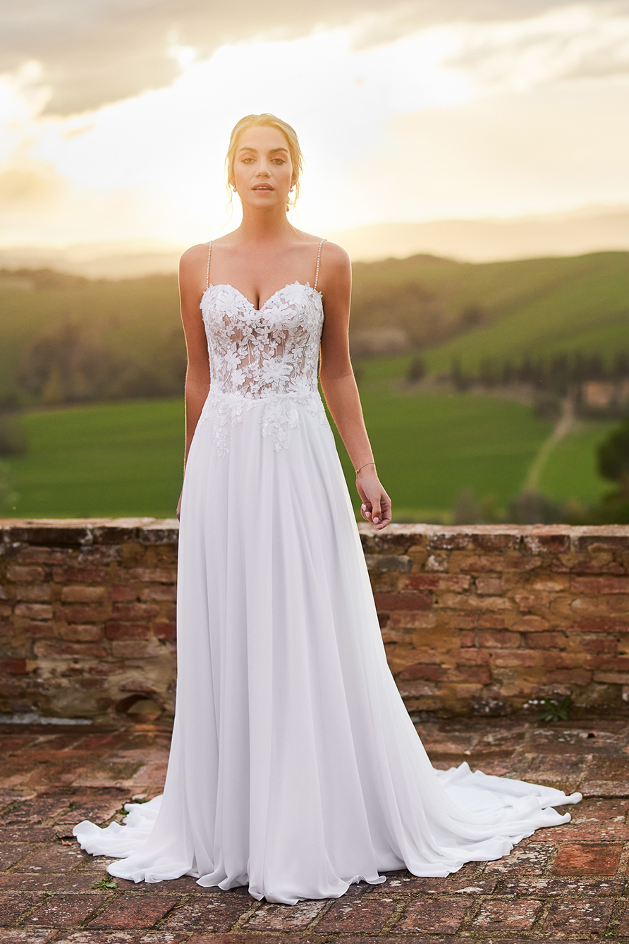 010-BR25406-abito-vestito-sposa-treschic-brinkman-scivolato-chiffon-corpetto-pizzo-cuore-pigal-atelier-bergamo