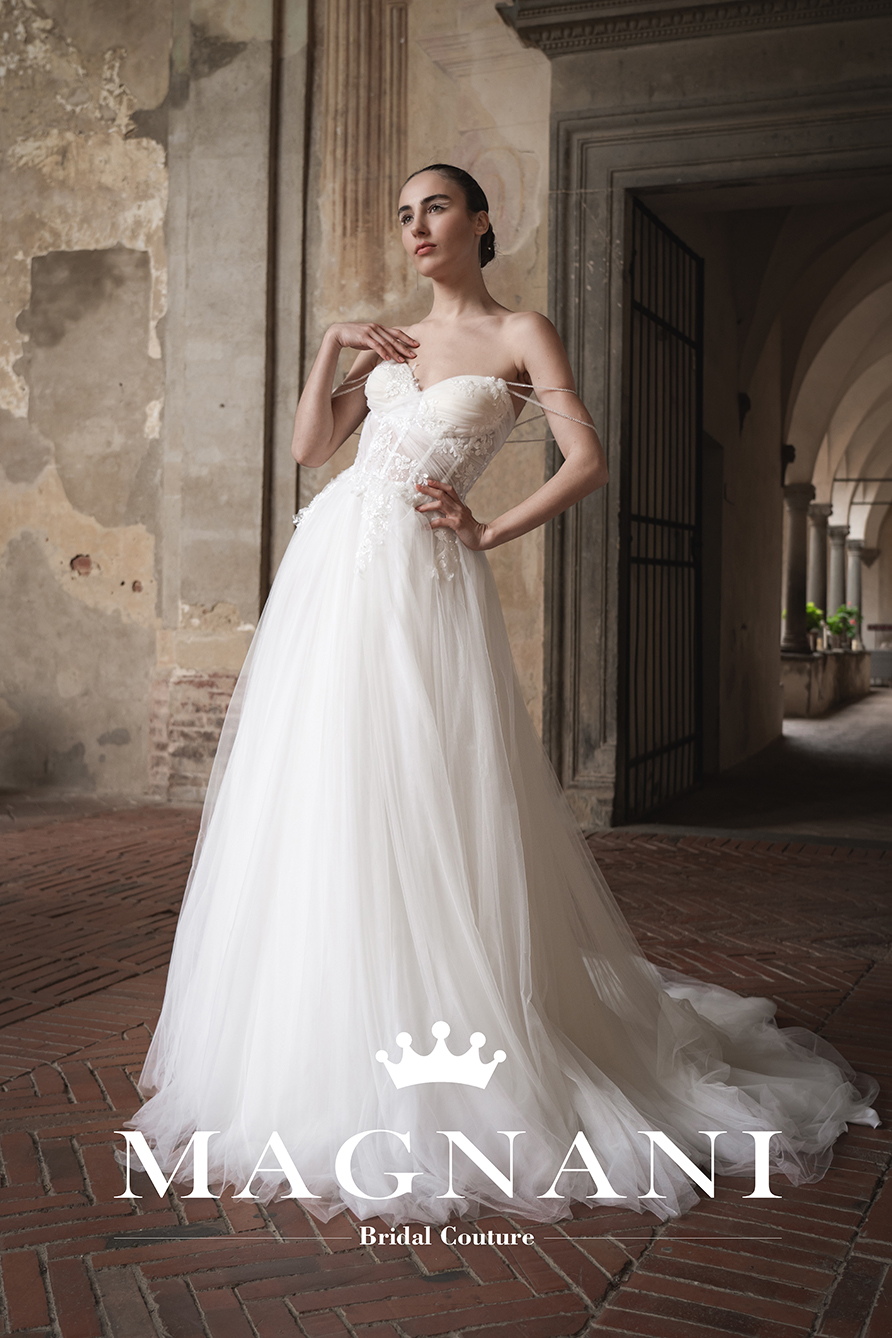 C562-abito-sposa-matrimonio-bergamo-atelier-vestito-magnani-nuove-collezioni-pigal